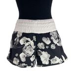 Lululemon Inky floral print running short 3” waist band tracker short II 2 way stretch Photo 0