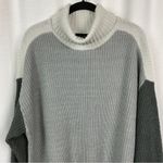 Lane Bryant Gray Colorblock Turtleneck Long Sleeve Sweater Sz.18/20 NWT Photo 5