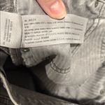 Abercrombie & Fitch Abercrombie High Rise Mom Jeans in light grey wash size 28/6 Photo 4