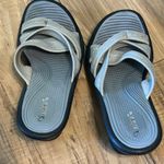 Skechers Cali Women's Thong Wedge Sandals Silver Glitter Comfort Slides Size 6 Photo 1