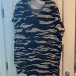 H&M Black and grayish cover-up Photo 0