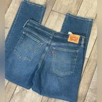 Levi's ® Premium  
WEDGIE STRAIGHT FIT WOMEN'S JEANS Photo 2