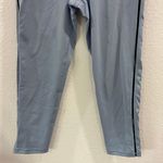 Victoria Sport Knockout Capri Blue Leggings S Photo 4