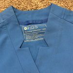 FIGS Siaya Capri Blue V Neck Scrub Top XXS Photo 4