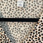 Old Navy Womens Cheetah Print V Neck Short Sleeve Top Shirt Size S Photo 1