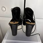 Tahari shoes Photo 2