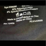 🆕Rene Rofe Seamless Cut Out Black Sport Bra🆕 Size M Photo 8