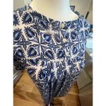 Ann Taylor  LOFT SHORT SLEEVE LIGHTWEIGHT BLUE AND WHITE TOP WOMENS SIZE SMALL Photo 4