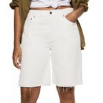 Mango Anais Fray Hem Mid-Rise Denim Bermuda Shorts White NWT Size 18 Photo 1