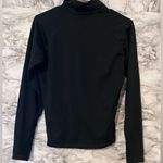 Mountain Hardwear Womans black sweatshirt size small by mountain hard wear Photo 1