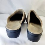 Croft & Barrow Women's  tan suede clogs size 8 Photo 3