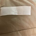 SIRI Shirred V Photo 3