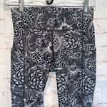 Lululemon Speed Up tight full on luxtreme 28 inch length leggings 4 zip pocket Photo 1