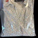 Allison Brittney Allison‎ Brittney Floral Top - Light Blue and Olive Photo 8