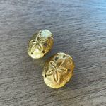 90’s sand dollar gold tone earrings Photo 1