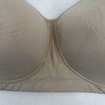 Vanity Fair  Size 40DD Sports Bra Convertible Full Figure Wireless Beige 71500 Photo 5