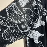 Dress Barn ‎ Black White Floral Top | 2X Photo 1