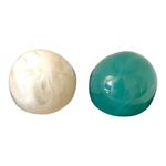 2 NIP Trendy Acrylic Fashion Big Rings In Ivory And Green Size 7 Photo 1