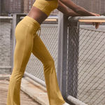 Alo Yoga Alo Sway Bootcut Sweatpant Golden Olive Branch Photo 0