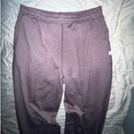 Vuori  boyfriend jogger size Medium Photo 3