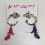 Betsey Johnson NWT  HIGH HEEL HOOPS Photo 0