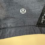 Lululemon  Run Nada Black Gray Lace Full Zip Size 6‎ Activewear Jacket Reflective Photo 5