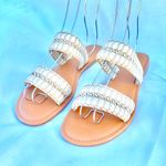 Universal Threads Universal Thread Women's Cream Sandals Size 9 Photo 2