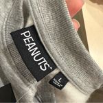 Women’s Gray Christmas Sweatshirt with Cartoon Characters peanuts size large Photo 1