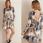 Entro Tie Dye Stretch Knit Key Hole Back Long Sleeves Dress Photo 10