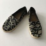 Toms Abstract print flats slip on shoes Womens Size 6.5 Comfy Photo 1