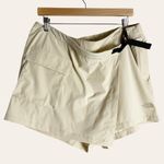 The North Face Paramount Plus Womens Skort Gravel Beige Size 16W Photo 4
