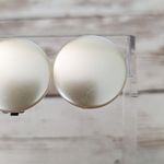 Vintage Clip On Earrings Photo 2