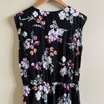 Loft ANN TAYLOR FAUX WRAP BLACK SLEEVELESS JUMPSUIT FLORAL PRINT WOMENS SIZE S Photo 6