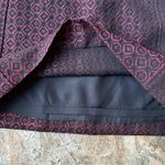 Etcetera  Red and Black Textured Pencil Skirt Gold Chain Women’s Size 0 Photo 3