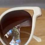 Balmain  BL2507 Round Sunglasses in White Acetate Cream Photo 4
