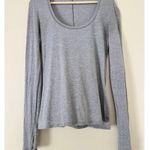 Lululemon  Athletica Anahatasana Long Sleeve Tee Heathered Medium Grey M 8 10 Photo 6