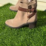 Michael Kors  Fawn  Leather Ankle Boot Size 8M Photo 1