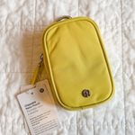 Lululemon  Clippable Nano Pouch NEW Chartreuse Photo 0
