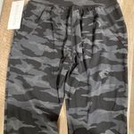 Athleta Joggers NWT Photo 3