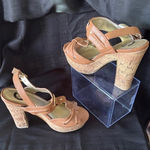 G by Guess  Heeled Platform Sandals | Size 6 | Photo 0