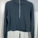 Vuori  Sedona Half Zip Pullover Size Medium gray blue color Photo 0