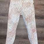 Fabletics  Oasis Women’s Size Large High Waisted Leggings Spotted Doe Print Yoga Photo 2