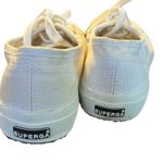 Superga White Canvas Silver Eyelet Detail 2750 Cotu Classic Size 7.5 Sneaker. Photo 3