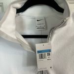 Nike Therma-FIT Victory 1/2-Zip Golf Pullover Photo 2