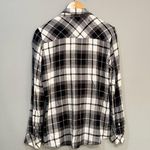 Gap Neutral  Plaid Button Down Flannel Shirt Size S EUC Photo 3