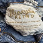 Wrangler Retro Bootcut Jeans Light Wash Denim Women's Size 26x32 Photo 6