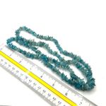 blue dyed mother of pearl chip necklace Photo 6