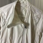Lululemon  breathable jacket white with asymmetrical zip collar to left size 6 Photo 1