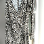 Norma Kamali  | Grey & Black Leopard Print Long Sleeve Fitted Sheath Dress Size M Photo 5