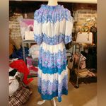 Maison Tara shoulders open/stretch round neck blue white purple floral dress NWT Size 8 Photo 4